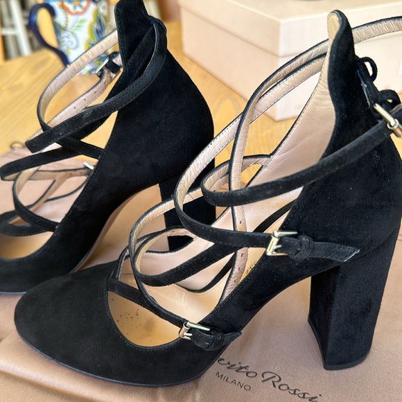 Designer black suede heels - Picture 5 of 8